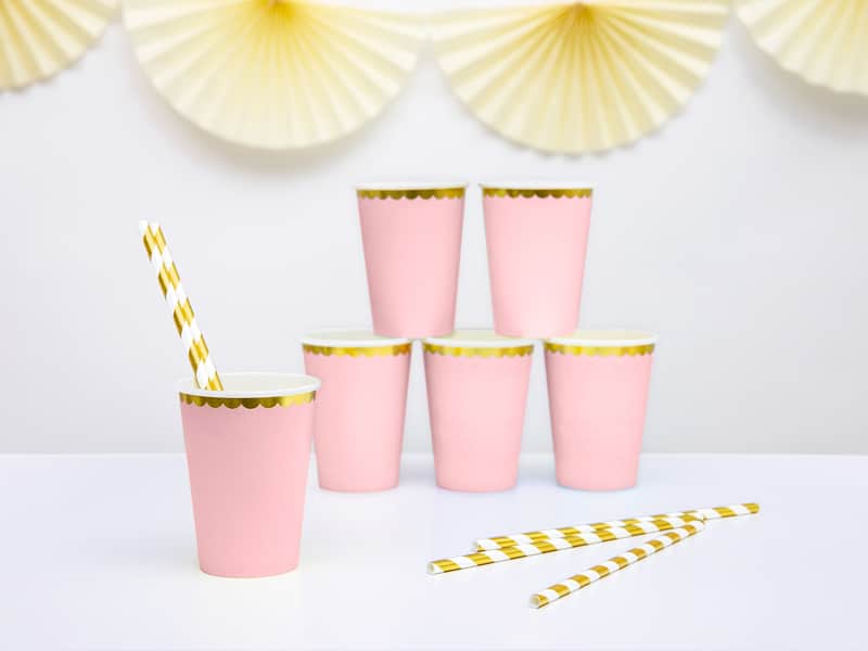 licht roze bekers 5
